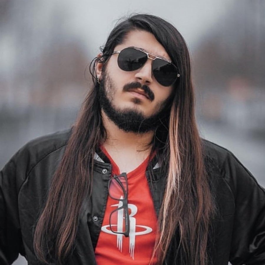 Kemal Can Parlak Kendine Müzisyen